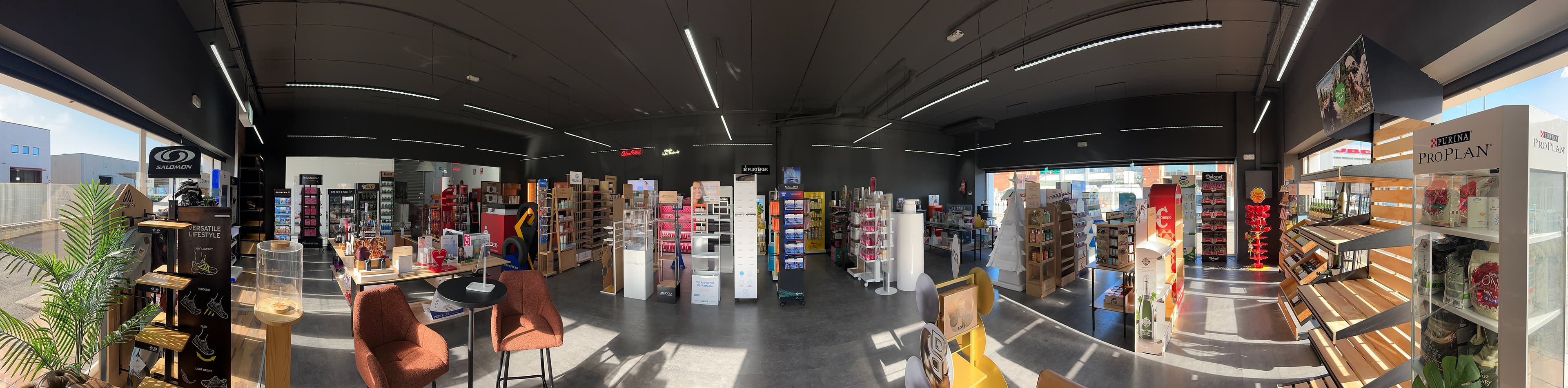 Showroom Euromon PLV